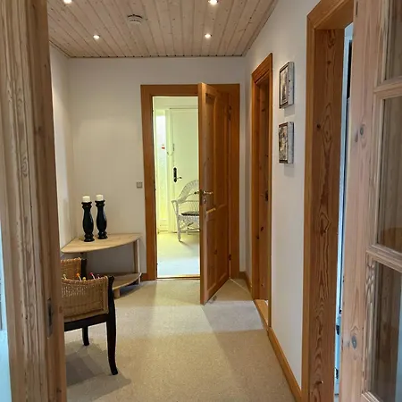 فيلة Det Hyggelige Hus هيرتسهلس